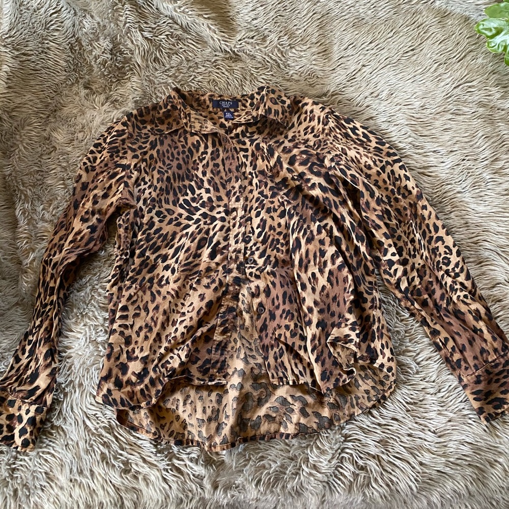 leopard print button down top 🧡🖤
